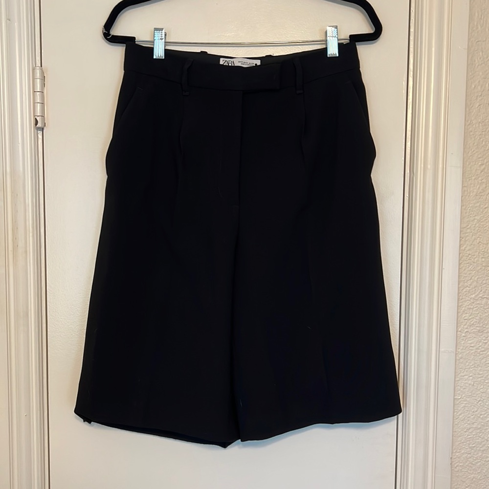 Zara Tailored Bermuda Shorts Black